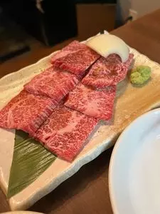 ホルモン しばうら 不動前