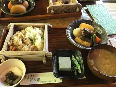 茶屋 卯三郎