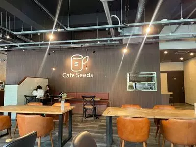 Cafe Seeds（カフェ シーズ）