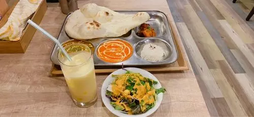 アジアンキッチン パール 門戸厄神店（Asian Kitchen PAR）