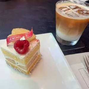 ル ミュゼ ドゥ アッシュ 金沢店（LE MUSĒE DE H）