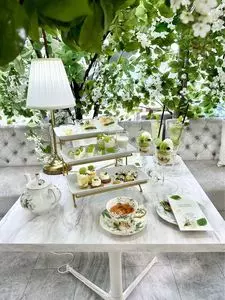 HAUTE COUTURE CAFE OMOTESANDO（オート クチュール カフェ オモテサンドウ）