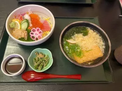 TAKAMURA COFFEE ROASTERS FACTORY&CAFE 淡路島店（タカムラ コーヒー ロースターズ ファクトリー &カフェ）