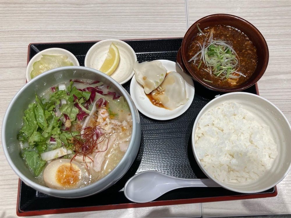 natural_city_d2e6さんが投稿した鶏白湯らーめん 自由が丘蔭山 あべのＱ'sモール店に関する口コミの画像