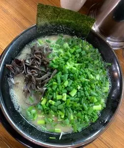 博多長浜らーめん ぼたん 大塚本店