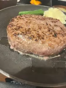 とろけるハンバーグ福よし 六本木店
