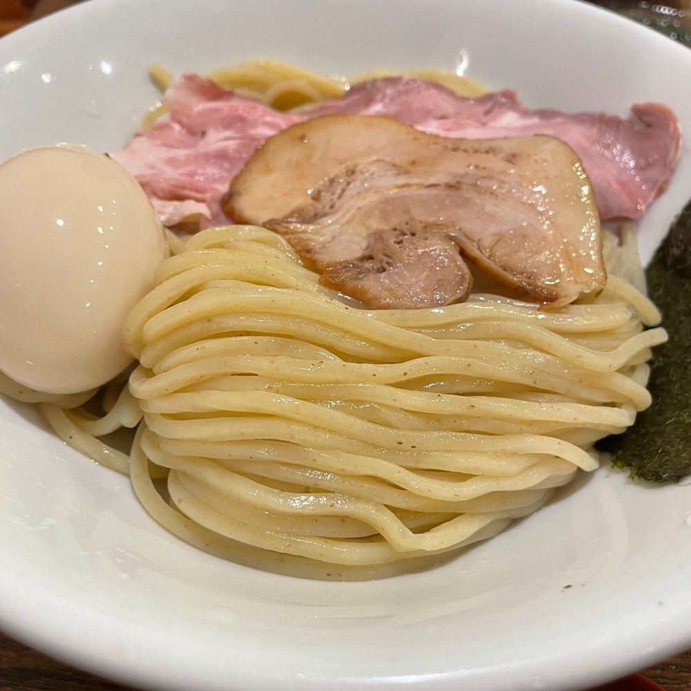 しりげグルメさんが投稿した濃厚焼きあご煮干し つけ麺さか田に関する口コミの画像