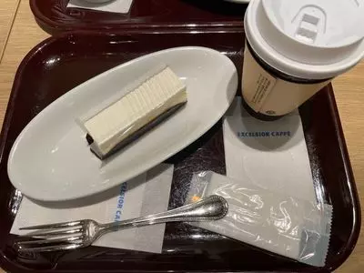 エクセルシオール カフェ 新宿小滝橋通り店