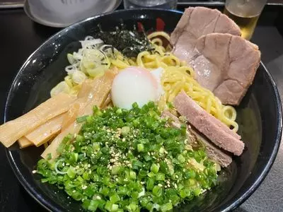 東京油組総本店 西新宿組（トウキョウアブラグミソウホンテン）