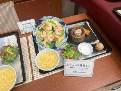 謝朋殿 越谷レイクタウン店（シャホウデン）