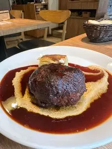 BISTRO102（ビストロイチマルニ）