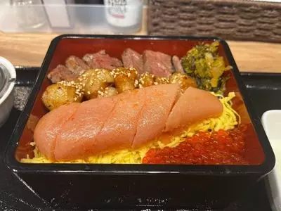 鉄板焼天神ホルモン 博多バスターミナル店