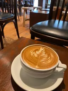 STREAMER COFFEE COMPANY AZABU-JUBAN（ストリーマー コーヒー カンパニー）