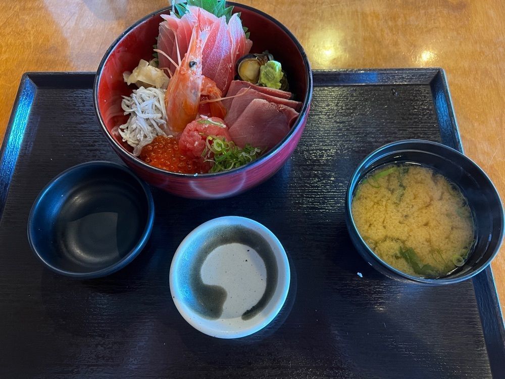 サブ&クルさんが投稿した三崎「魚市場食堂」に関する口コミの画像