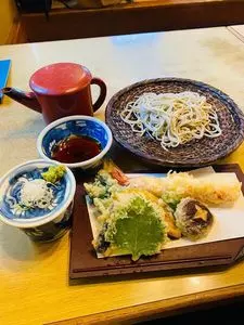 そば処 湧水（ゆうすい）