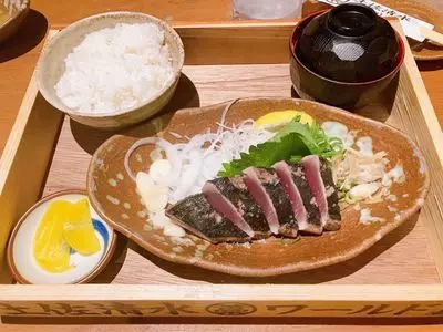 土佐清水ワールド 三宮生けすセンター