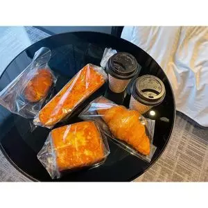 THE GROVE BAKERY（ザグローブベーカリー）