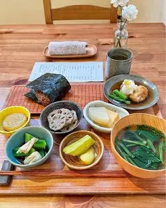 玄米おにぎり ひとやすみ