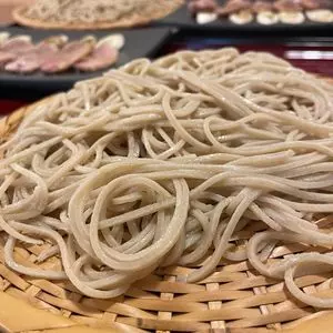 美並