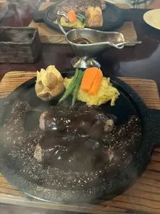 ジョージ