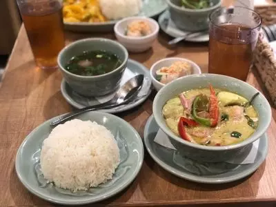 クルン・サイアム 六本木ヒルズ店（【旧店名】タイストリートフード by クルン サイアム）