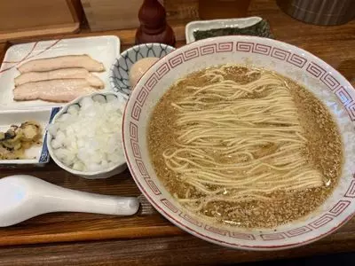 炭火焼濃厚中華そば 大覇道