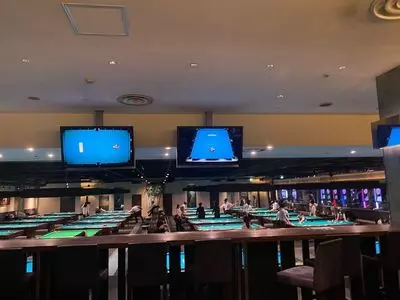 バグース 新宿店 2枚目