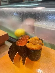 勇すし