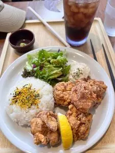 PARKLIFE CAFE & RESTAURANT（パークライフ・カフェ＆レストラン）