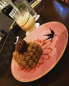 カフェバール サクレ（cafe bar Sacre）