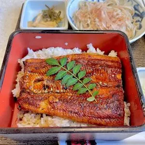 めん房 つるつる 長坂店