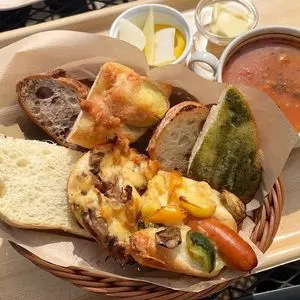 Cafe Boulangerie Couronne CHIBA-NEW