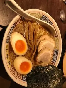 麻布ラーメン　麻布十番店