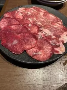 焼肉 ERABITE（ヤキニク　エラビテ）