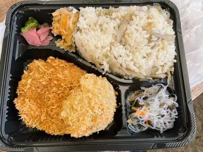 楽万コロッケ店