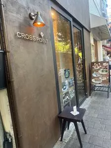 Cafe Cross Point