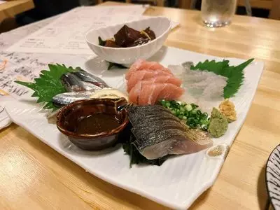 豊前裏打会 饂飩酒場さるぅ（ぶぜんうらうちかい うどんさかば さるぅ）