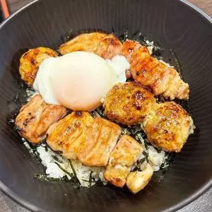 リニューアル 炭乃串とお酒　ちゃりや