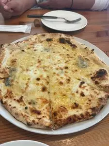 ピッツェリア&ワイン食堂 トマトヘッド（Pizzeria&ワイン食堂 TOMATO HEAd）