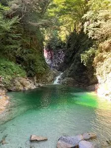 尾白川渓谷