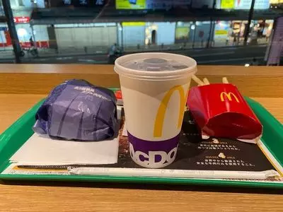 マクドナルド 三軒茶屋店