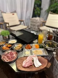 京都焼肉 enen 四条河原町店（【旧店名】ROOM CAMPING enen）