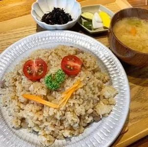 居方食堂（いかたしょくどう）