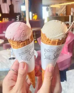 パーラー シーサイド（PARLOR SHE, SIDE）