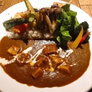 【カレー専門店】円山教授。