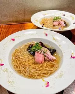 Gion Duck Noodles（ギオンダックヌードル）