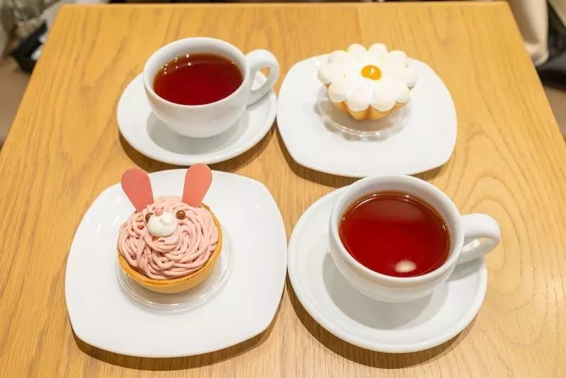 こだわりのケーキや焼き菓子は自分へのごほうびにもおすすめ！ 1枚目