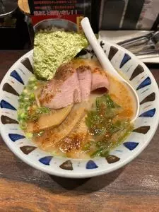 七志 とんこつ編 大倉山店（ななしとんこつへん）