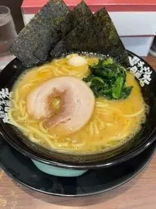 町田商店33（マチダショウテンサンサン）