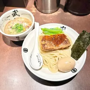 麺屋武蔵 武仁（ぶじん）